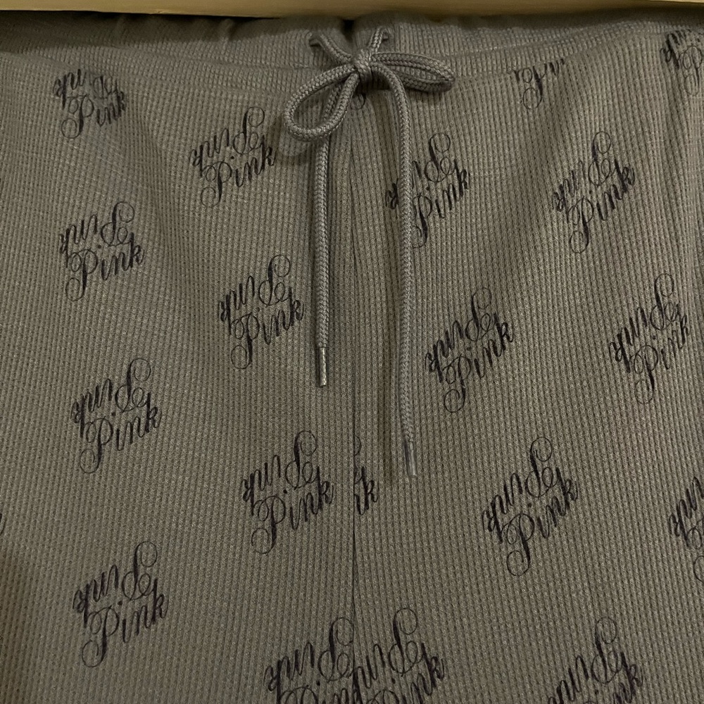 Victoria Secret Pink matching sleep set - Picture 9 of 10